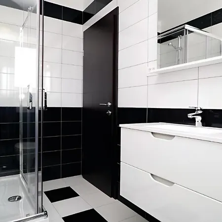 Holiday home Ivy Mit Perfekter Privatsphaere, Pool, Sauna