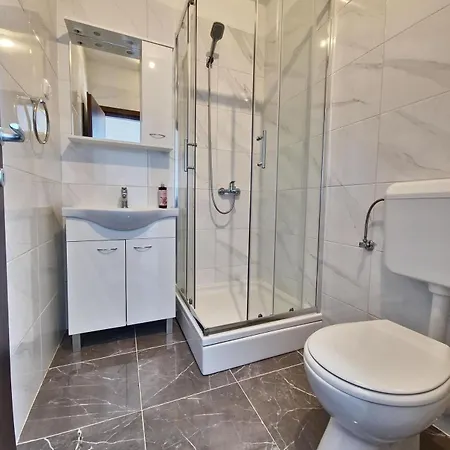 Holiday home Ivy Mit Perfekter Privatsphaere, Pool, Sauna