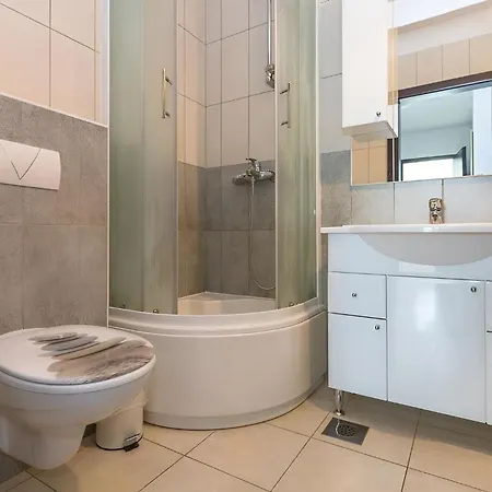 Ivy Mit Perfekter Privatsphaere, Pool, Sauna